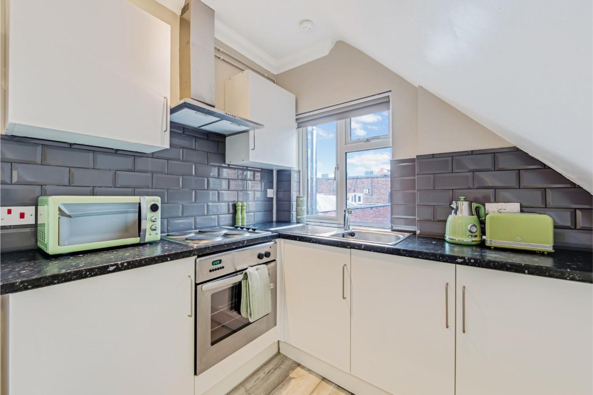 Sweet And Lovely 2Br With Free Parking London Exterior photo